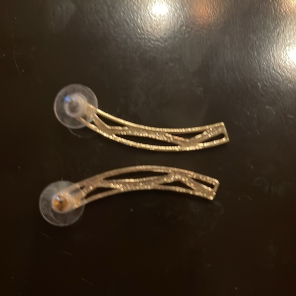 Two pair of dangle earrings ready to be fancy! Gold arc and gold strands. - Picture 3 of 5